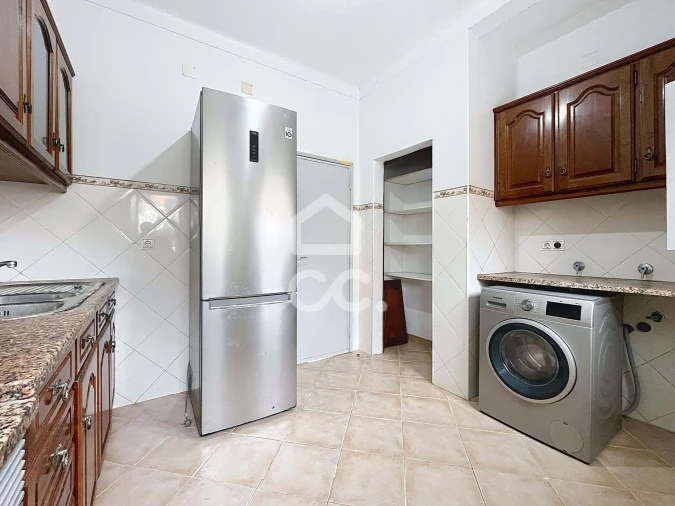 Moradia T9 para Venda em Tornada e Salir do Porto Foto 27