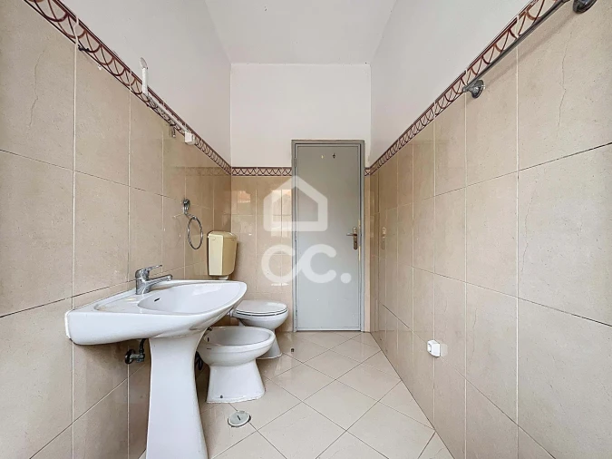 Moradia T9 para Venda em Tornada e Salir do Porto Foto 25