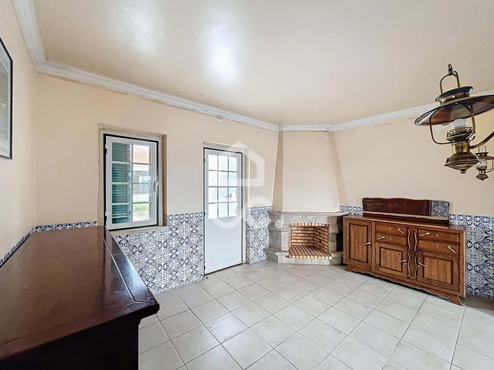 Moradia T9 para Venda em Tornada e Salir do Porto Foto 8