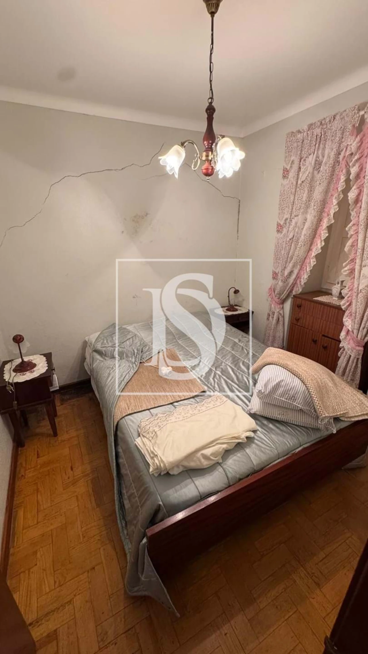 Moradia T2 para Venda em Turquel Foto 16