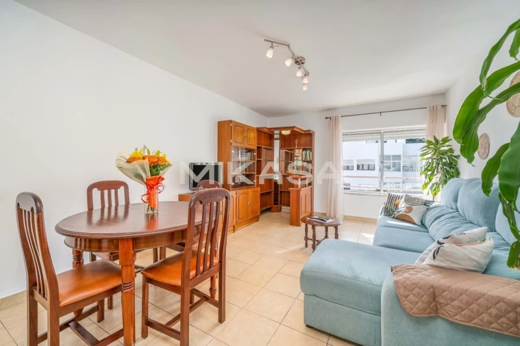 Apartamento T3 para Venda em Lagos (São Sebastião e Santa Maria)