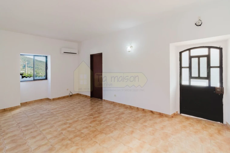 Moradia T3 para Venda em Querença, Tôr e Benafim Foto 9