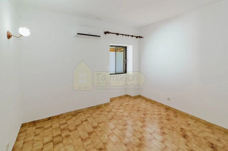 Moradia T3 para Venda em Querença, Tôr e Benafim Foto 13