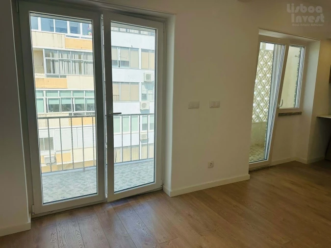 Apartamento T2 para Venda em Almada, Cova da Piedade, Pragal e Cacilhas Foto 7