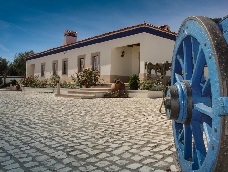 Moradia T6 para Venda em Alpalhão Foto 3