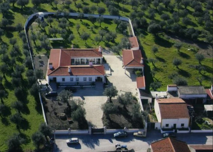 Moradia T6 para Venda em Alpalhão