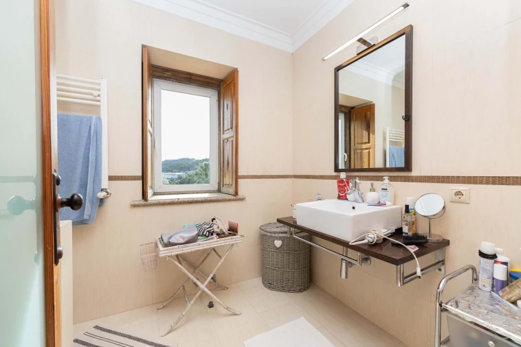 Quinta T6 para Venda em Lousa Foto 30