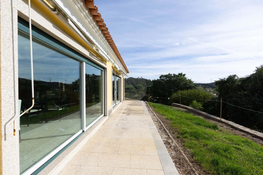 Quinta T6 para Venda em Lousa Foto 38