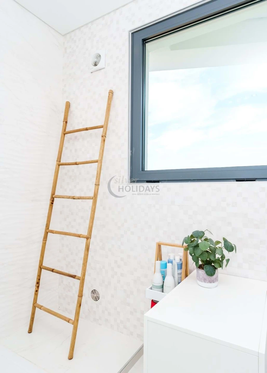 Moradia T3 para Arrendamento férias em Quarteira Foto 23