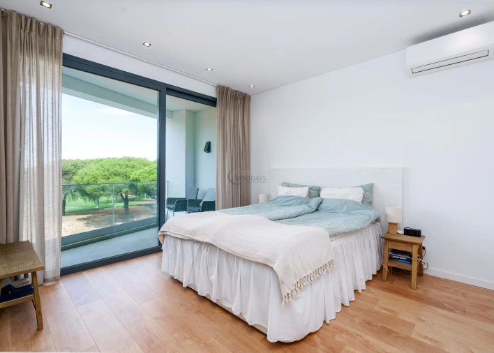 Moradia T3 para Arrendamento férias em Quarteira Foto 19