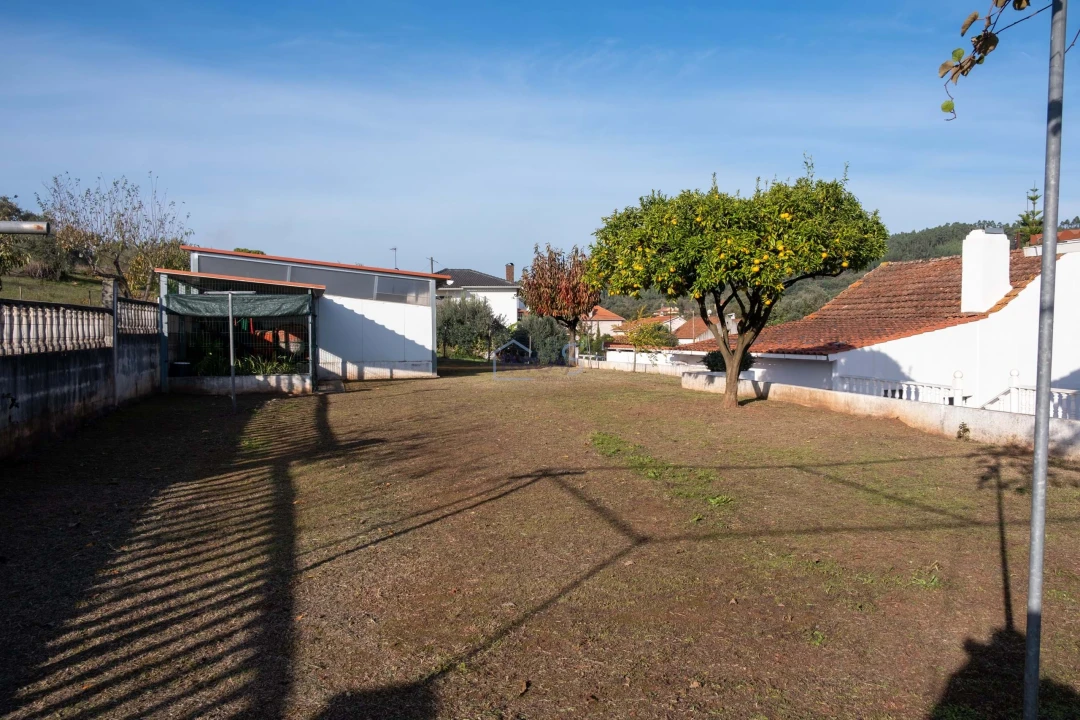 Moradia T3 para Venda em Areias e Pias Foto 39