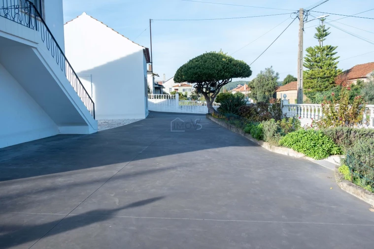 Moradia T3 para Venda em Areias e Pias Foto 3