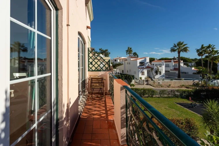 Apartamento T2 para Venda em Quarteira Foto 10