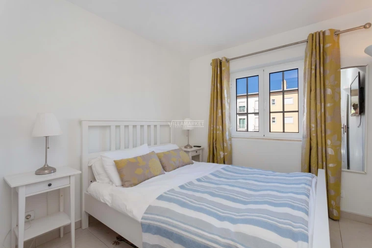 Apartamento T2 para Venda em Quarteira Foto 7
