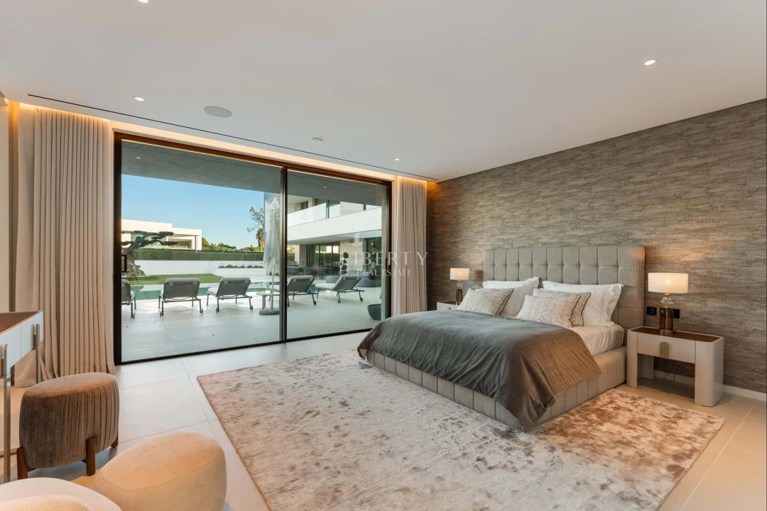 Moradia T8 para Venda em Almancil Foto 27