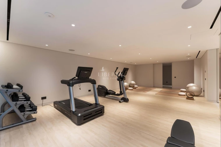 Moradia T8 para Venda em Almancil Foto 40