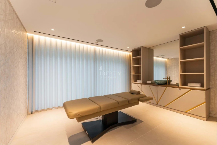 Moradia T8 para Venda em Almancil Foto 39