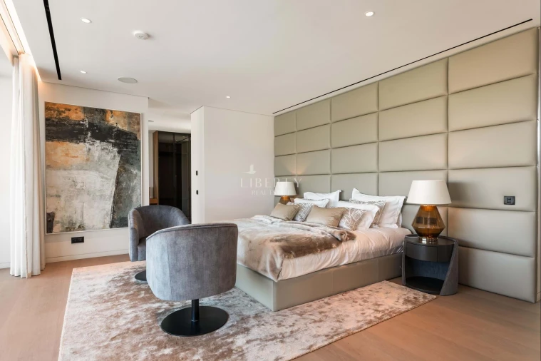 Moradia T8 para Venda em Almancil Foto 18