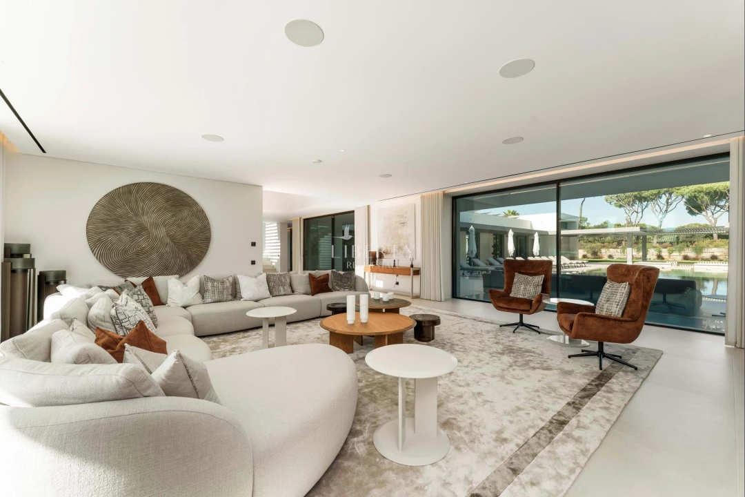 Moradia T8 para Venda em Almancil Foto 4