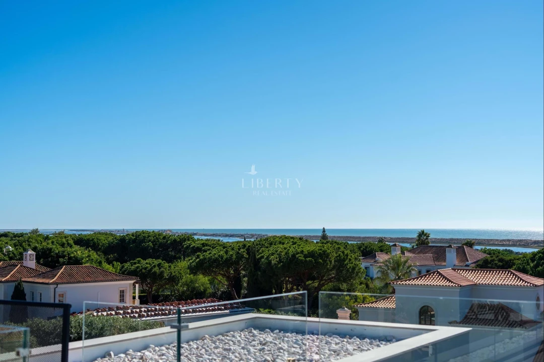 Moradia T8 para Venda em Almancil Foto 31