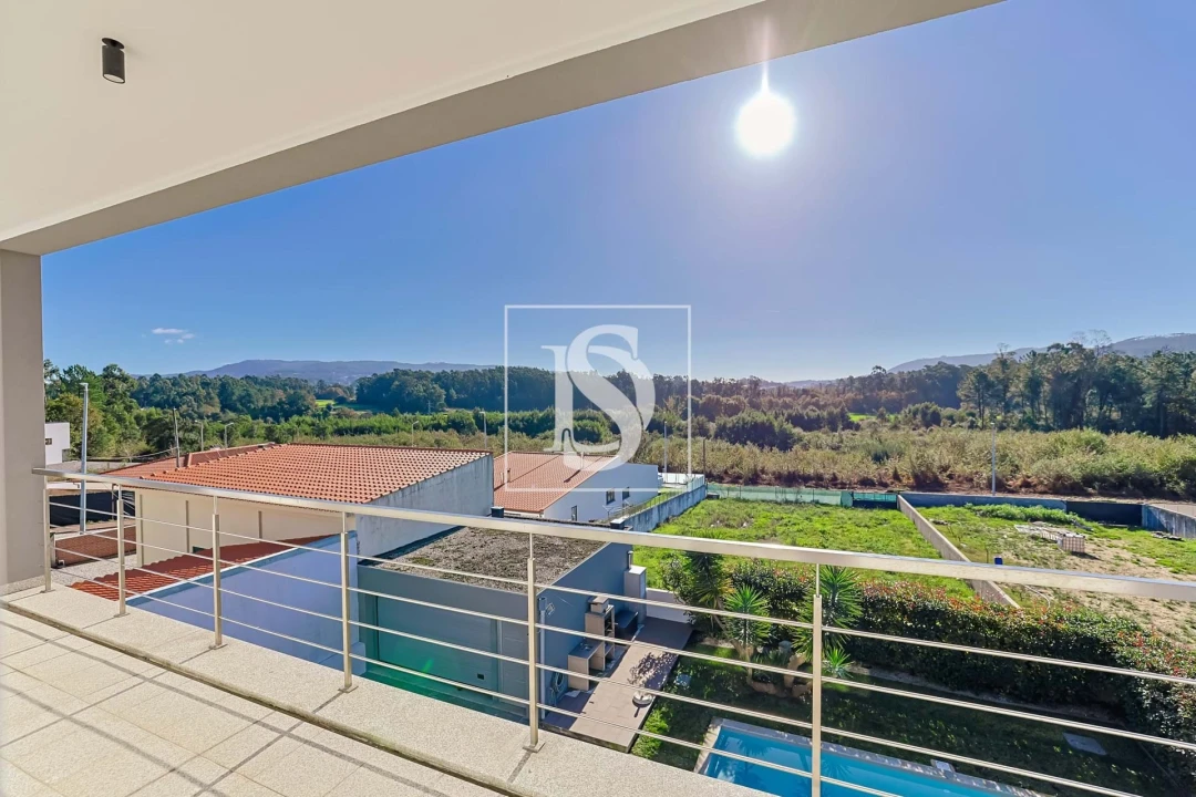 Moradia T4 para Venda em Tamel (São Verissimo) Foto 23