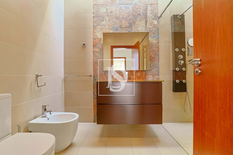 Moradia T4 para Venda em Tamel (São Verissimo) Foto 36