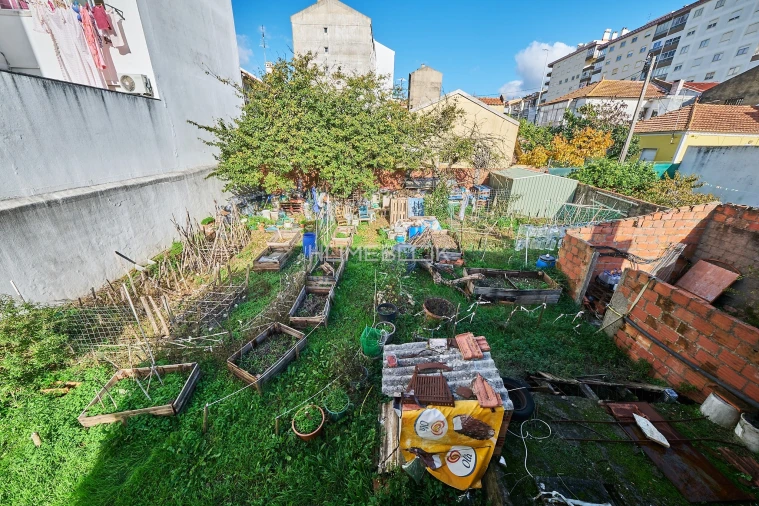 Prédio para Venda em Casal de Cambra Foto 8