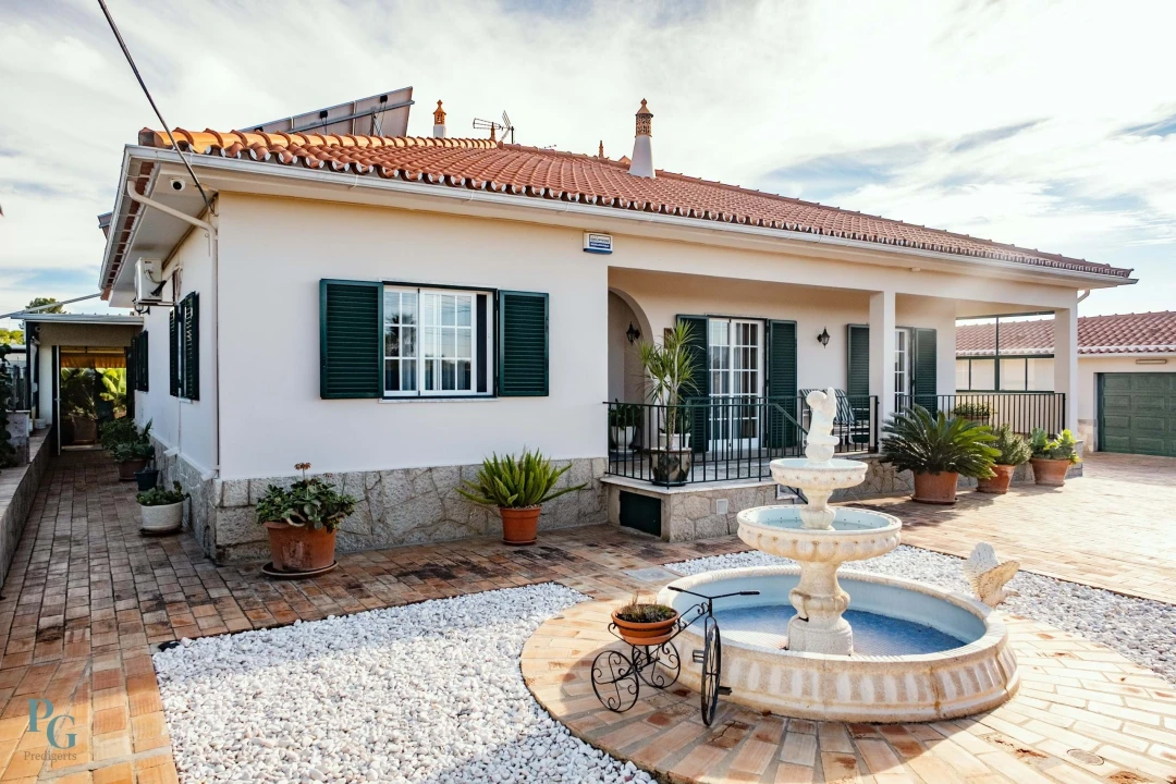 Moradia T5 para Venda em Conceição e Cabanas de Tavira Foto 2