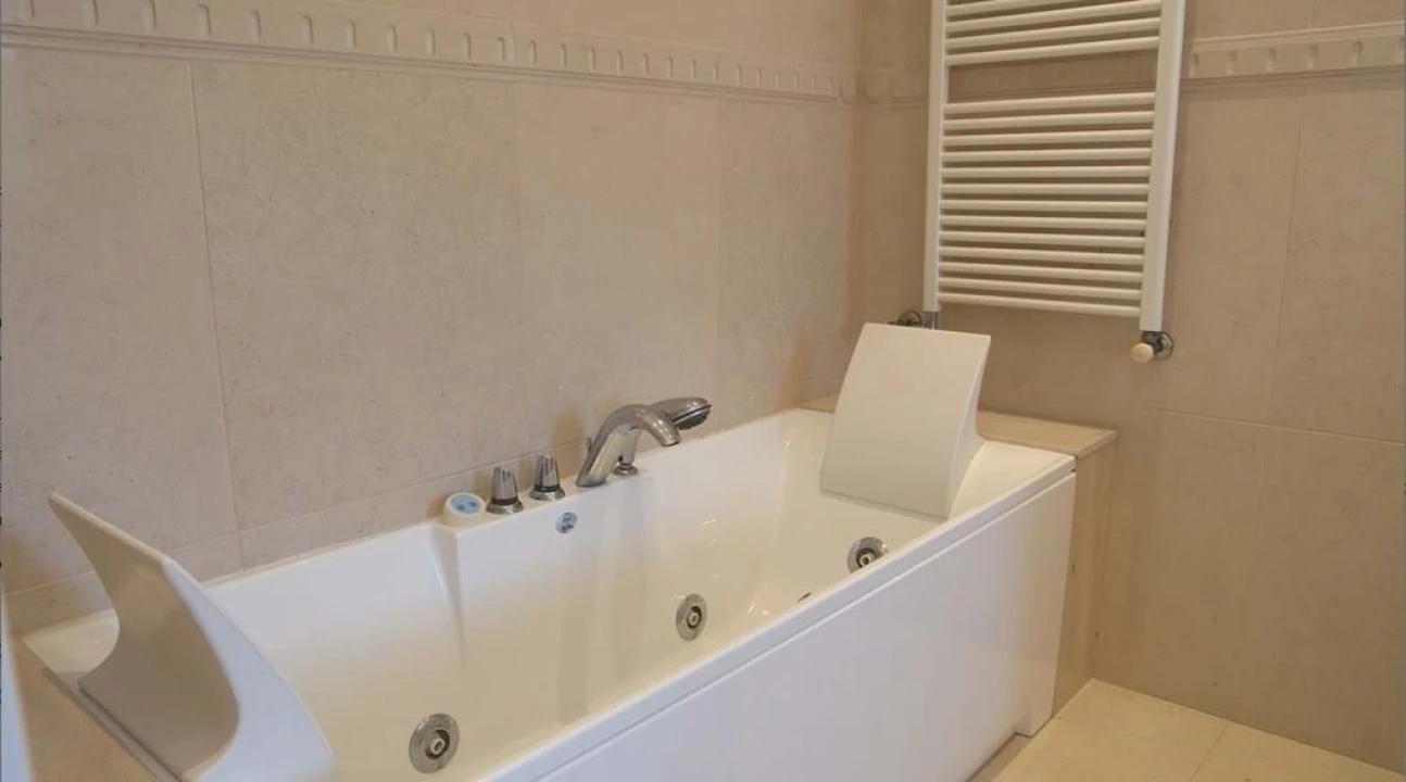 Moradia T5 para Venda em Agualva e Mira-Sintra Foto 23