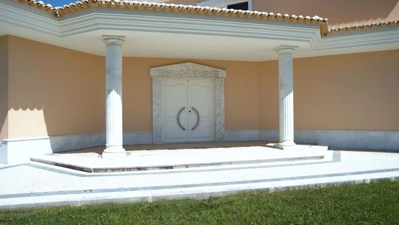 Moradia T5 para Venda em Agualva e Mira-Sintra Foto 10