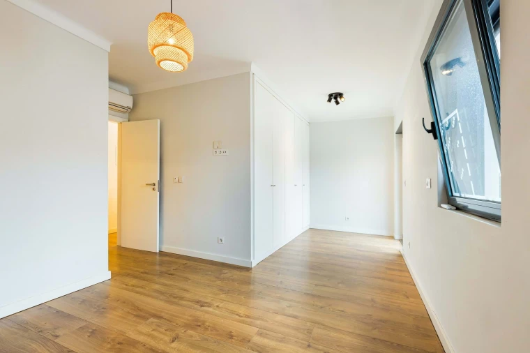 Moradia T4 para Venda em Benfica Foto 15