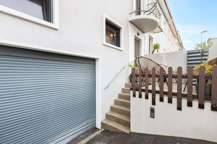 Moradia T4 para Venda em Benfica Foto 3