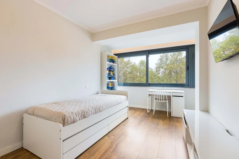 Moradia T4 para Venda em Benfica Foto 17