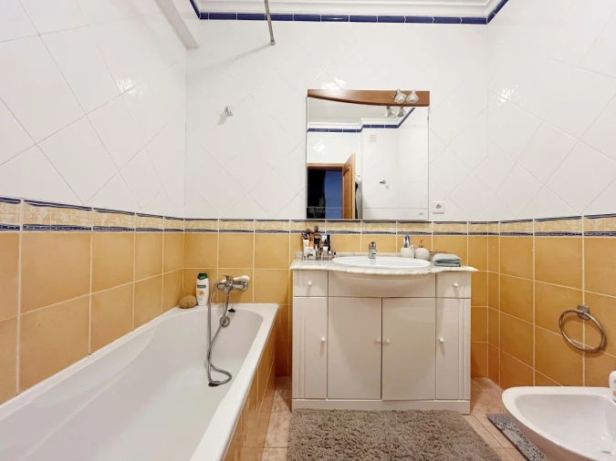 Apartamento T2 para Venda em Armação de Pera Foto 18