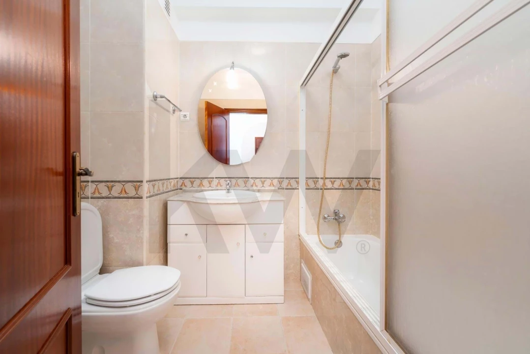 Apartamento T2 para Venda em Loule (São Clemente) Foto 27
