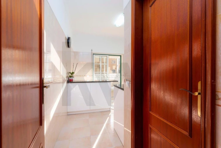 Apartamento T2 para Venda em Loule (São Clemente) Foto 10