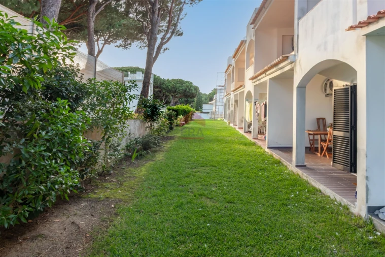 Apartamento T0 para Venda em Albufeira e Olhos de Água Foto 15