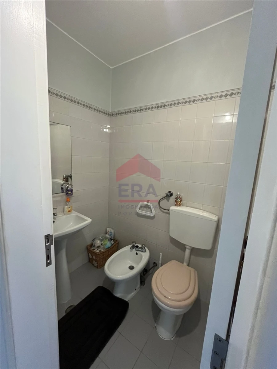 Apartamento T3 para Venda em Faro (Sé e São Pedro) Foto 16