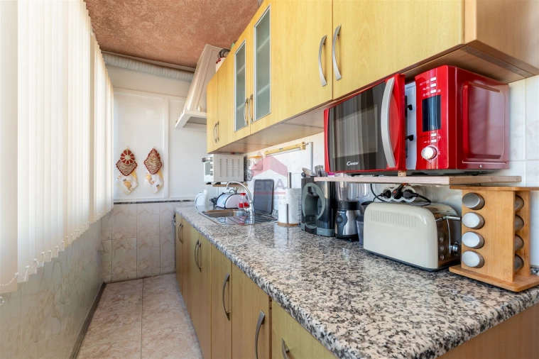 Apartamento T3 para Venda em Olhão Foto 10