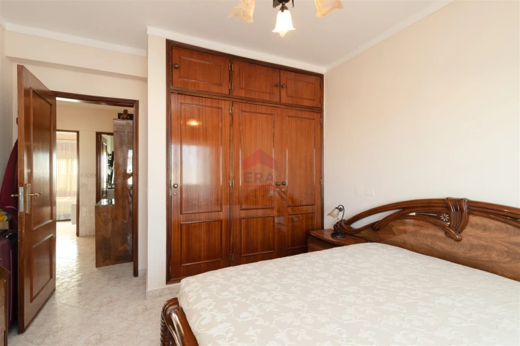 Apartamento T3 para Venda em Olhão Foto 21