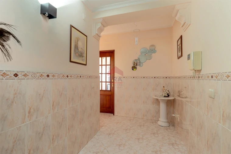 Apartamento T3 para Venda em Olhão Foto 22