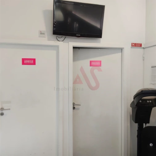 Loja para Trespasse em Caldas de Vizela (São Miguel e São João) Foto 11