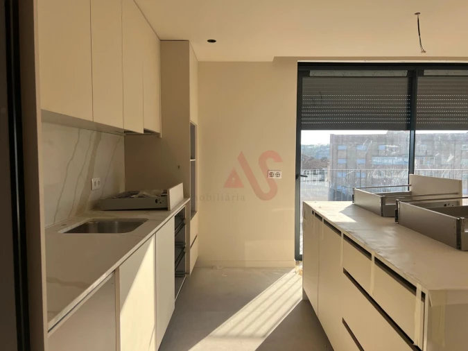 Apartamento T3 para Venda em Paços de Ferreira Foto 1