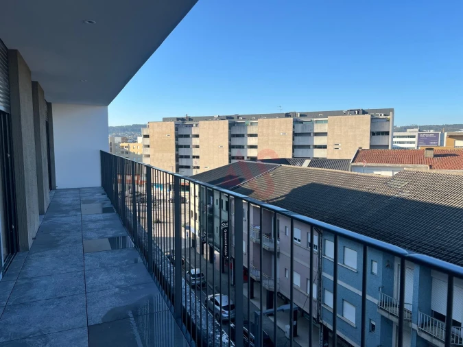 Apartamento T3 para Venda em Paços de Ferreira Foto 16