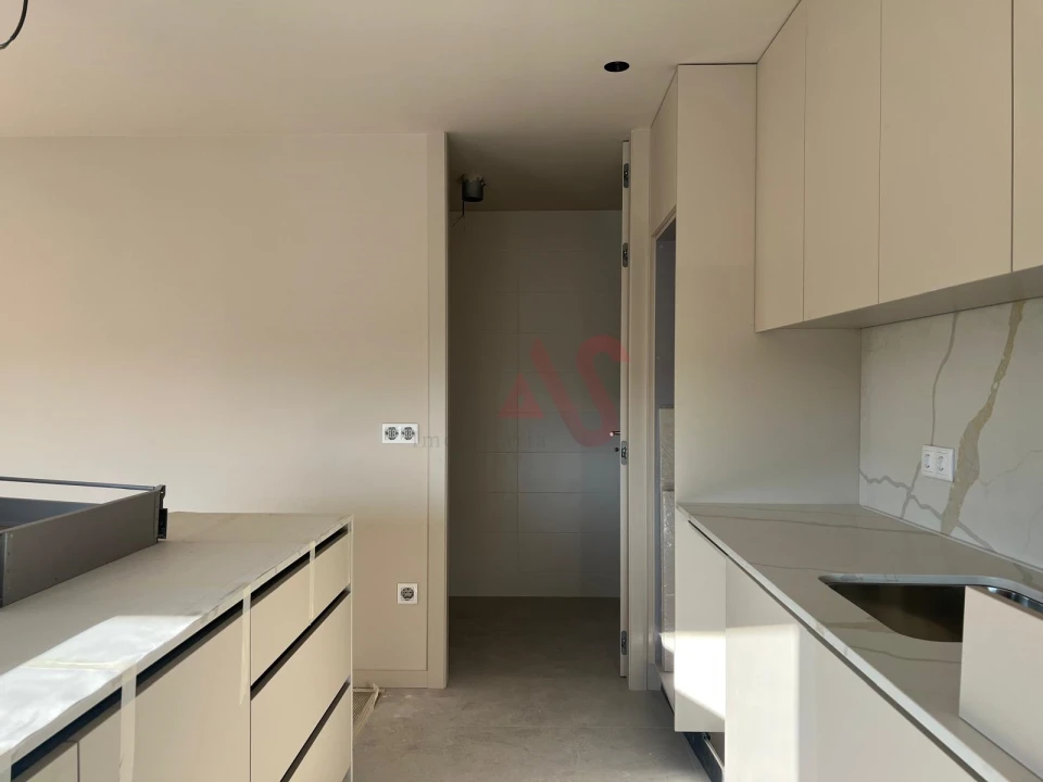 Apartamento T3 para Venda em Paços de Ferreira Foto 6