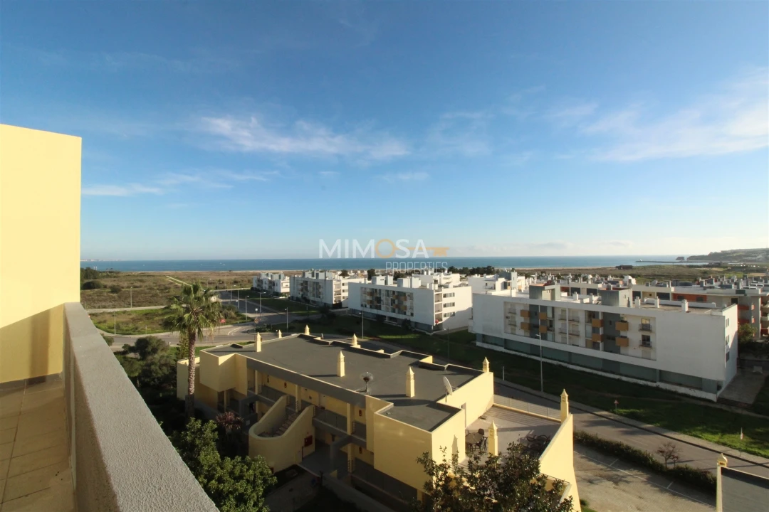 Apartamento T1 para Arrendamento em Lagos (São Sebastião e Santa Maria) Foto 23