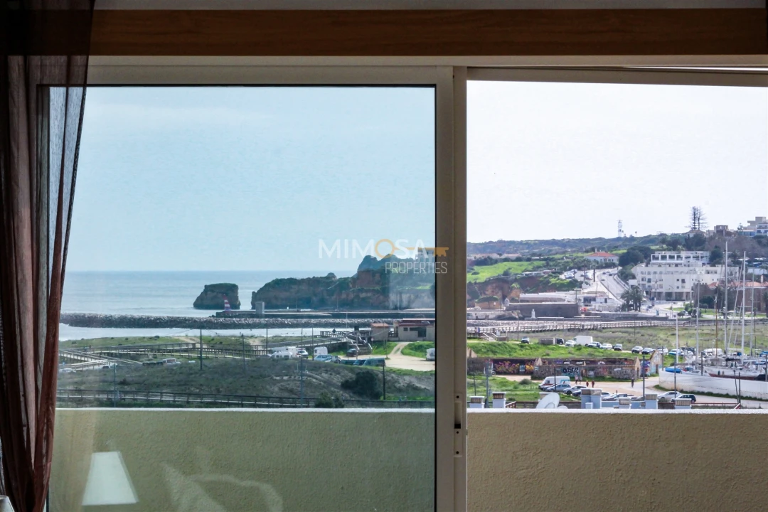 Apartamento T1 para Arrendamento em Lagos (São Sebastião e Santa Maria) Foto 28