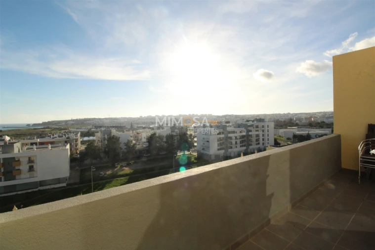 Apartamento T1 para Arrendamento em Lagos (São Sebastião e Santa Maria) Foto 20