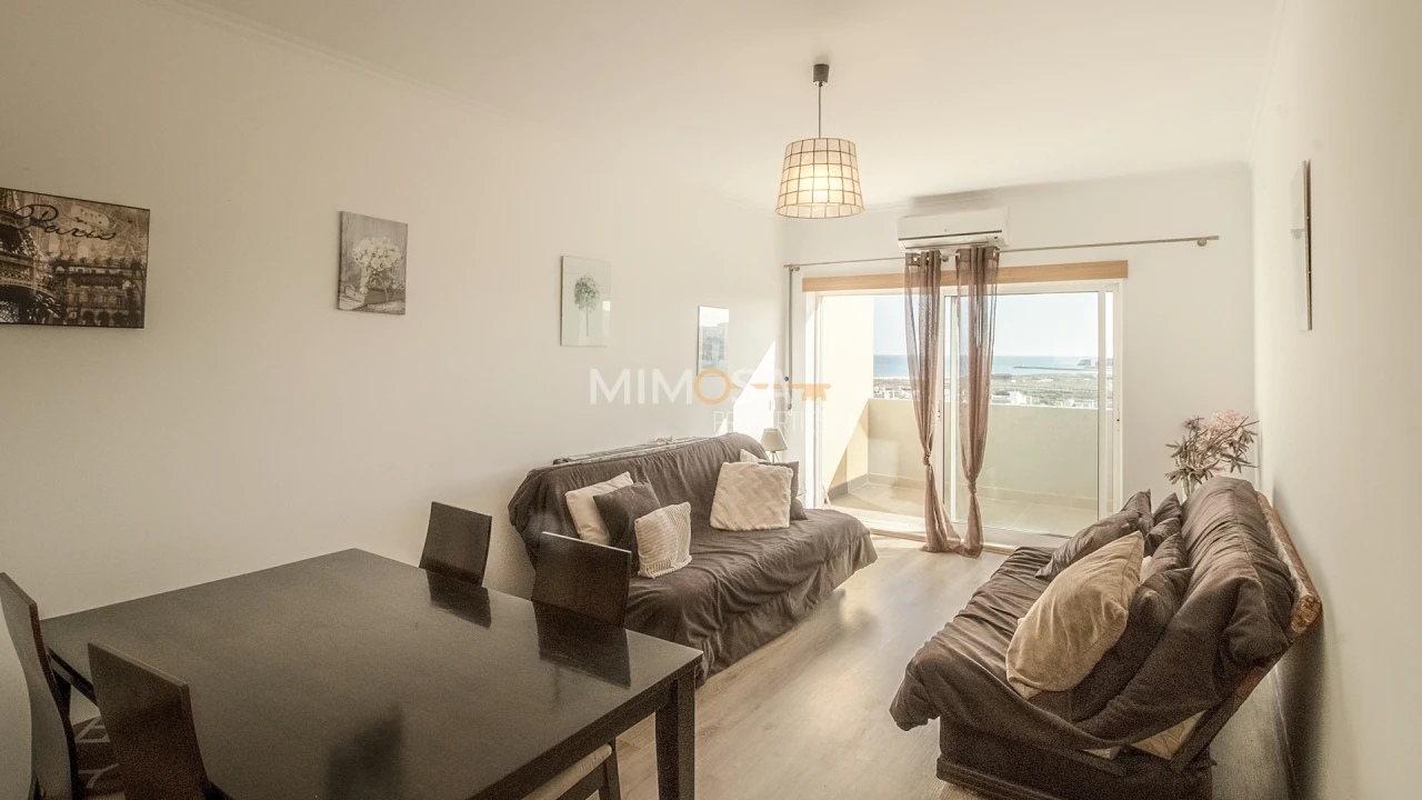 Apartamento T1 para Arrendamento em Lagos (São Sebastião e Santa Maria) Foto 4