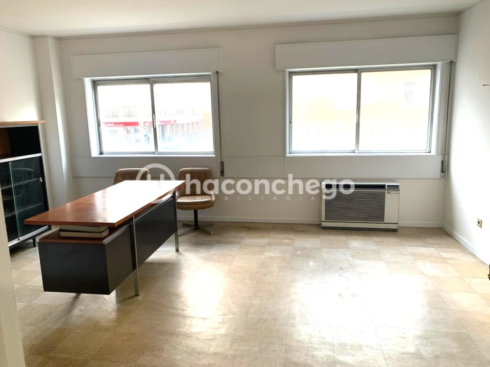 Escritório para Arrendamento em Barcelos, V.Boa, V.Frescainha Foto 4